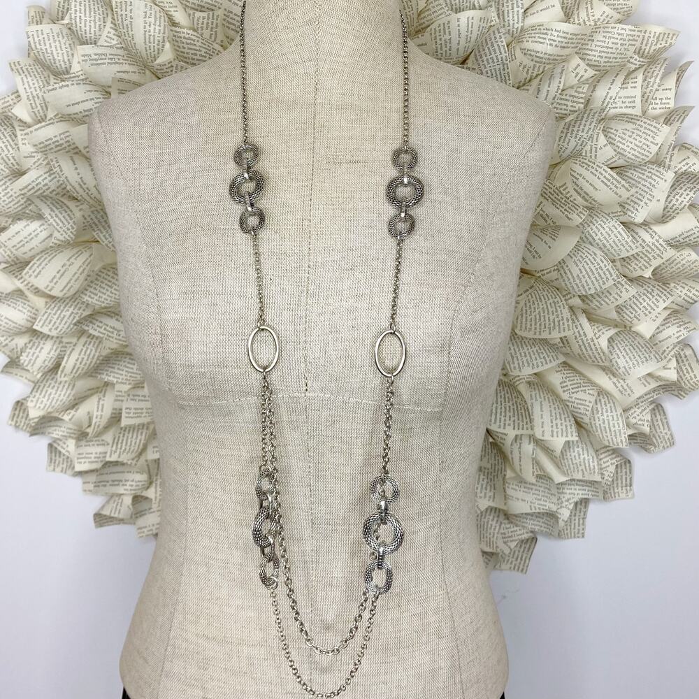 Premier Designs Antiqued Loop Long Necklace